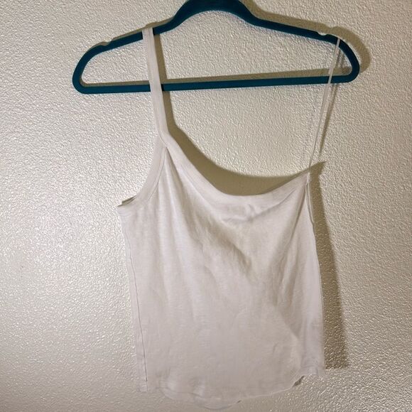 NWOT- Free People- one shoulder basic tank- Size Large - Picture 1 of 10